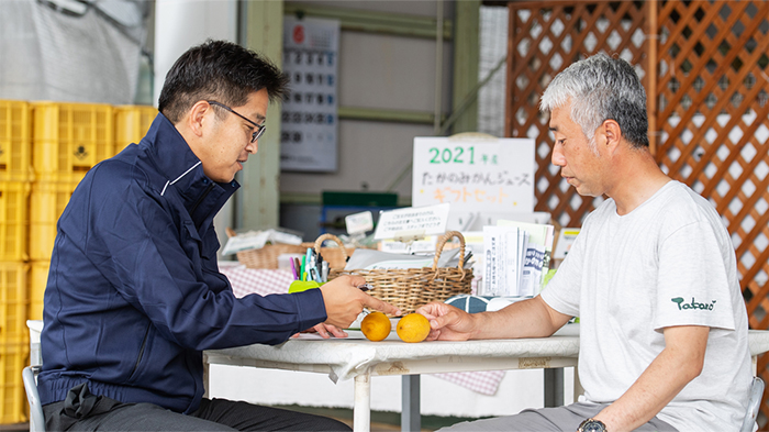 お菓子屋さんとお菓子屋さんお菓子屋さんと農業生産者さんもつなぎます